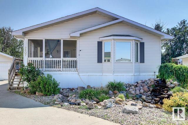 2807 Lakeside Cr Nw, Home with 3 bedrooms, 2 bathrooms and null parking in Edmonton AB | Card Image