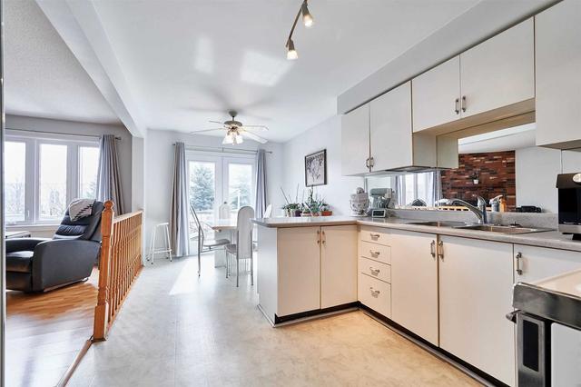 78 Laguna Cres, House attached with 4 bedrooms, 4 bathrooms and 3 parking in Markham ON | Image 5