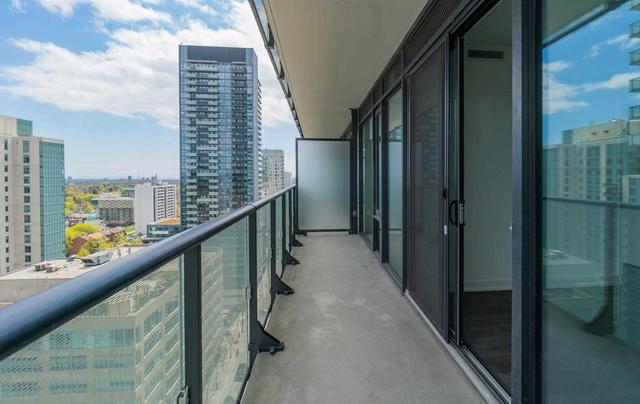 1807 - 161 Roehampton Ave, Condo with 2 bedrooms, 2 bathrooms and 1 parking in Toronto ON | Image 22