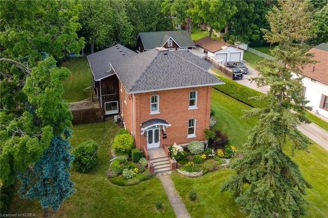 16 Colborne Street W, House detached with 5 bedrooms, 4 bathrooms and null parking in Kawartha Lakes ON | Image 47