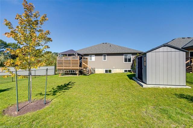 31 Ambrosia Terrace, House detached with 2 bedrooms, 2 bathrooms and 4 parking in Quinte West ON | Image 28