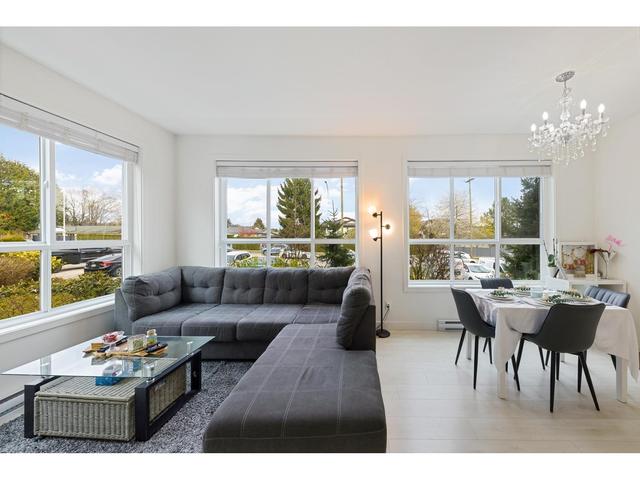 108 - 6438 195a Street, Condo with 2 bedrooms, 2 bathrooms and 2 parking in Surrey BC | Image 4