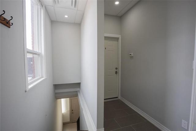 a - 166 John Street S, Condo with 1 bedrooms, 1 bathrooms and null parking in Hamilton ON | Image 10