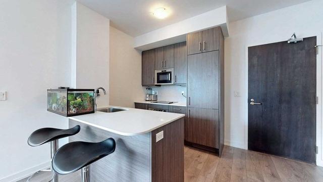 1023 - 297 College St, Condo with 2 bedrooms, 2 bathrooms and 0 parking in Toronto ON | Image 33