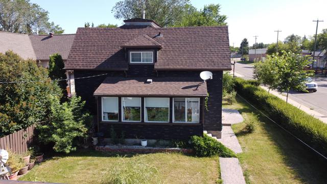 1037 4 Avenue, House detached with 4 bedrooms, 3 bathrooms and 4 parking in Wainwright No. 61 AB | Image 28