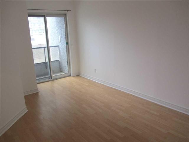 Uph03 - 55 Bloor St E, Condo with 2 bedrooms, 2 bathrooms and 1 parking in Toronto ON | Image 10