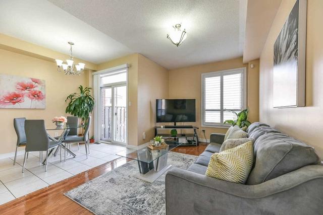 38 Calm Waters Cres, House semidetached with 3 bedrooms, 4 bathrooms and 3 parking in Brampton ON | Image 3