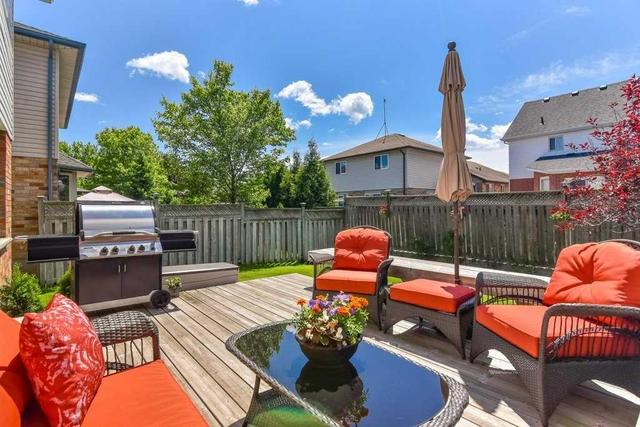 9 Carroll Cres, House detached with 3 bedrooms, 4 bathrooms and 2 parking in Guelph ON | Image 18