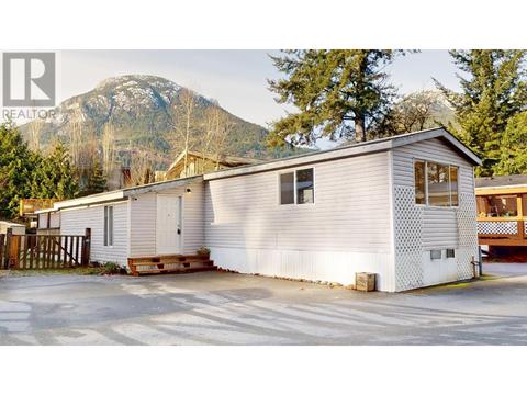 13 - 39884 Government Road, House detached with 2 bedrooms, 1 bathrooms and 2 parking in Squamish BC | Card Image