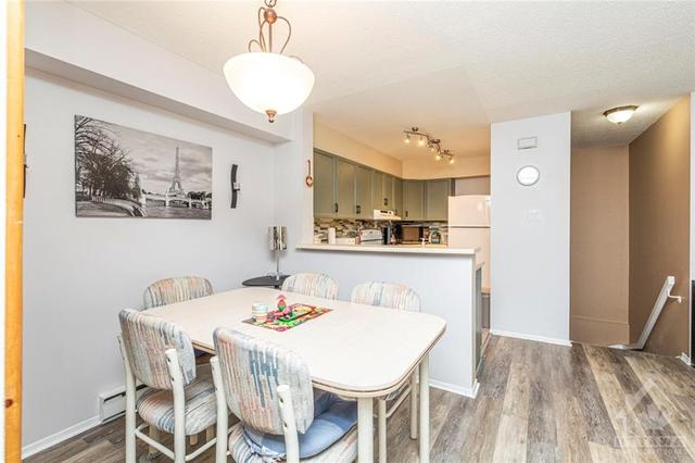 100 - 1725 Marsala Crescent, House attached with 2 bedrooms, 1 bathrooms and 2 parking in Ottawa ON | Image 9