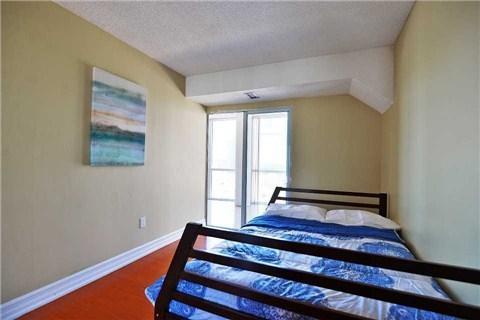 809 - 350 Webb Dr, Condo with 2 bedrooms, 2 bathrooms and 2 parking in Mississauga ON | Image 9