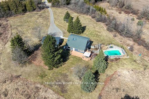 9433 10 Sideroad, House detached with 4 bedrooms, 3 bathrooms and 12 parking in Erin ON | Image 34