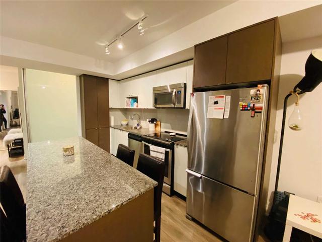 1201 - 9 Valhalla Inn Rd, Condo with 1 bedrooms, 1 bathrooms and 1 parking in Toronto ON | Image 11