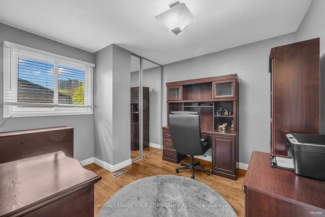 43 Poets Walk Way, Townhouse with 3 bedrooms, 2 bathrooms and 2 parking in Toronto ON | Image 20