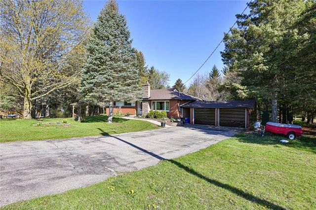 4 Sixth Concession Road, House detached with 4 bedrooms, 2 bathrooms and 6 parking in Brant ON | Image 1