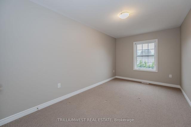 36 Robert Peel Rd, Townhouse with 3 bedrooms, 3 bathrooms and 2 parking in Kitchener ON | Image 17