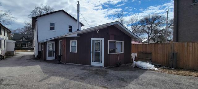 391 Queen St, House detached with 3 bedrooms, 2 bathrooms and 5 parking in Newmarket ON | Image 27