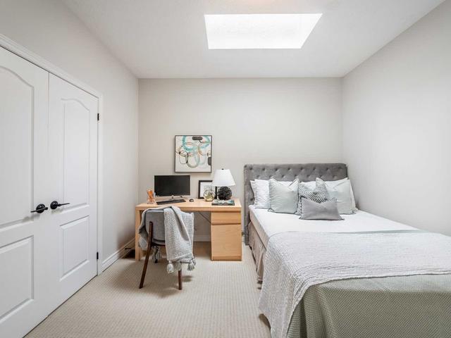 1449 Queen St E, House attached with 3 bedrooms, 3 bathrooms and 1 parking in Toronto ON | Image 13