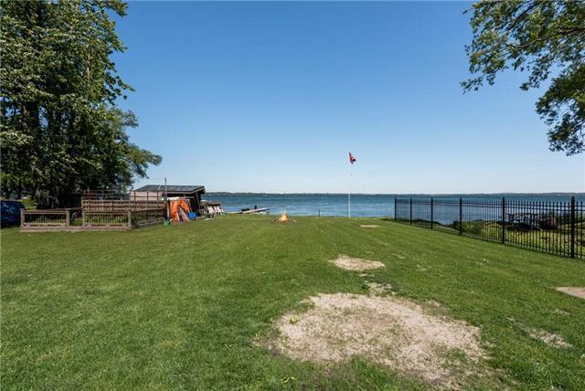 147 Lakeshore Blvd, House detached with 3 bedrooms, 2 bathrooms and 20 parking in Innisfil ON | Image 14