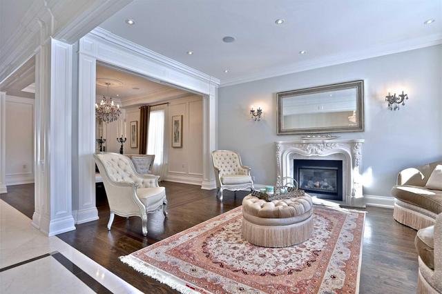 46A Beechwood Ave, House detached with 4 bedrooms, 7 bathrooms and 2 parking in Toronto ON | Image 2
