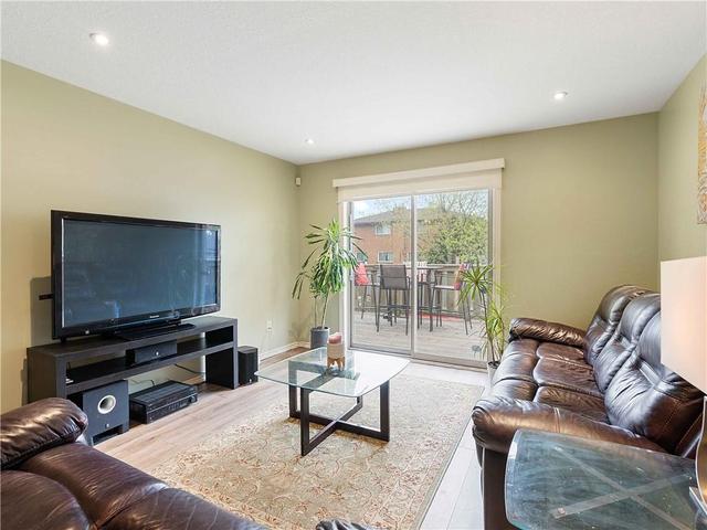 563 Grey Street, House semidetached with 3 bedrooms, 2 bathrooms and 1 parking in Brantford ON | Image 10