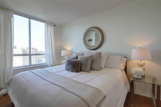 1509 - 38 Fontenay Crt, Condo with 2 bedrooms, 2 bathrooms and 1 parking in Toronto ON | Image 11