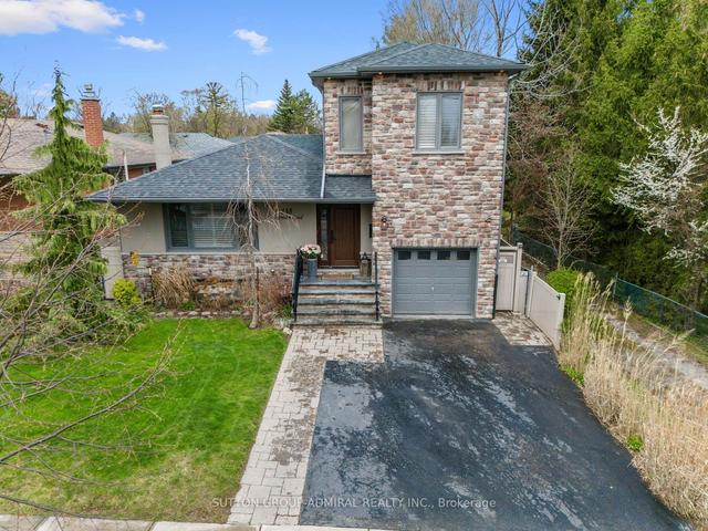 138 Chapman Rd, House detached with 4 bedrooms, 3 bathrooms and 3 parking in Toronto ON | Image 29