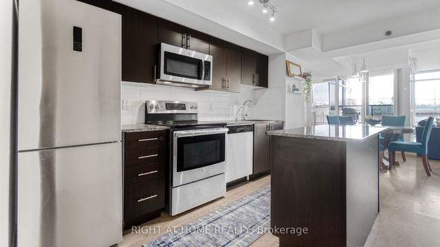 207 - 11 Superior Ave, Condo with 1 bedrooms, 1 bathrooms and 1 parking in Toronto ON | Image 34