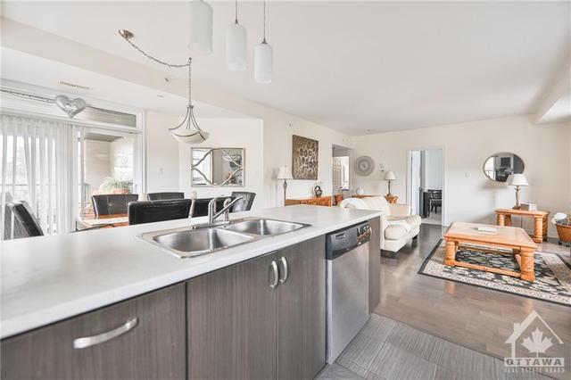 304 - 140 Montblanc Private, Condo with 2 bedrooms, 2 bathrooms and 1 parking in Ottawa ON | Image 7