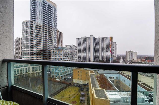1004 - 120 Homewood Ave, Condo with 2 bedrooms, 2 bathrooms and 1 parking in Toronto ON | Image 17