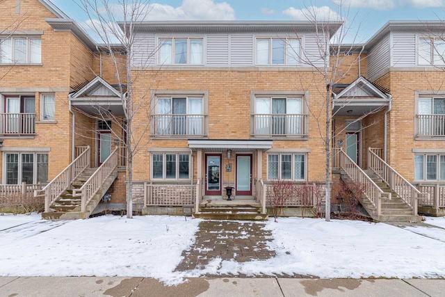 3 - 3100 Thomas St, Townhouse with 2 bedrooms, 2 bathrooms and 1 parking in Mississauga ON | Image 1