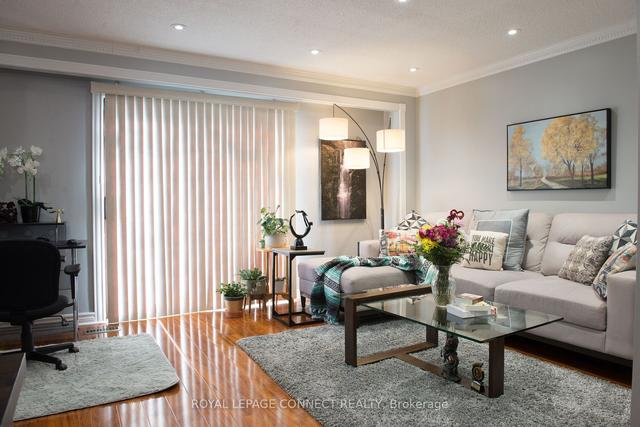 69 - 107 Purpledusk Tr, Townhouse with 3 bedrooms, 2 bathrooms and 2 parking in Toronto ON | Image 1