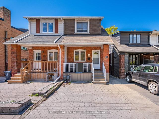 396 Victoria Park Ave, House semidetached with 3 bedrooms, 2 bathrooms and 1 parking in Toronto ON | Image 1