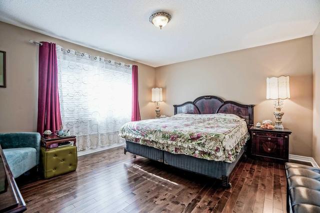 29 Brown Dr, House detached with 4 bedrooms, 3 bathrooms and 2 parking in St. Catharines ON | Image 12
