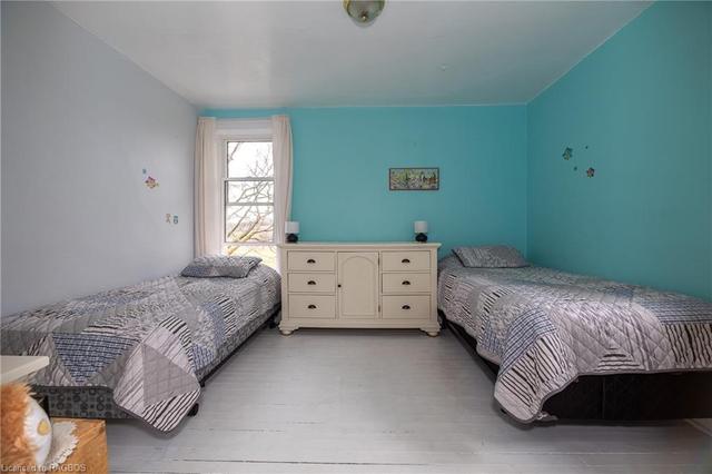 204117 Highway 26, Home with 4 bedrooms, 1 bathrooms and null parking in Meaford ON | Image 20