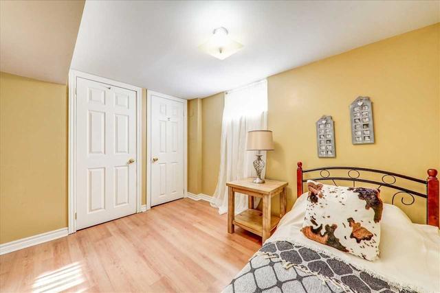 90 Binswood Ave, House detached with 4 bedrooms, 3 bathrooms and 5 parking in Toronto ON | Image 22
