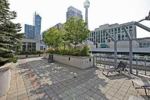 409 - 270 Wellington St W, Condo with 1 bedrooms, 1 bathrooms and null parking in Toronto ON | Image 4