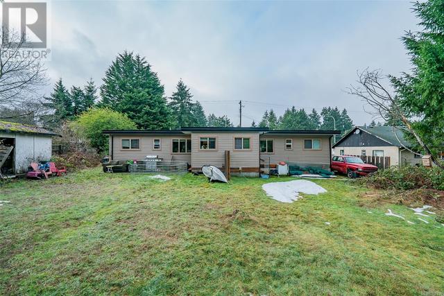 5654 Metral Dr, House detached with 4 bedrooms, 2 bathrooms and 4 parking in Nanaimo BC | Image 30