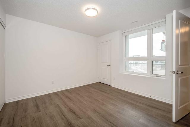 207 - 1284 Gordon St, Condo with 3 bedrooms, 3 bathrooms and 1 parking in Guelph ON | Image 2