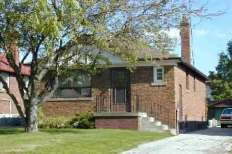 81 Twelfth St, House detached with 2 bedrooms, 2 bathrooms and 3 parking in Toronto ON | Image 1