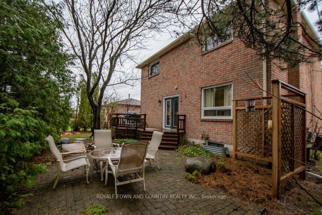 18 Corneil St, House detached with 3 bedrooms, 3 bathrooms and 4 parking in Kawartha Lakes ON | Image 32