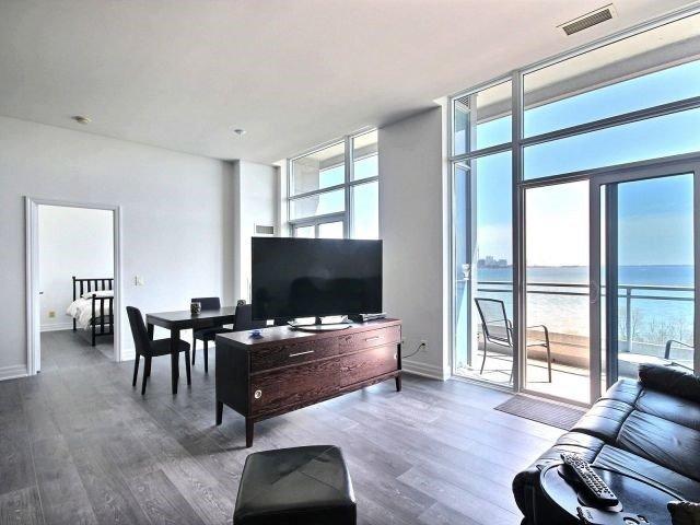 412 - 58 Marine Parade Dr, Condo with 2 bedrooms, 2 bathrooms and 2 parking in Toronto ON | Image 3