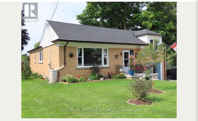 130 Patrick St, House detached with 3 bedrooms, 2 bathrooms and 4 parking in North Huron ON | Image 12