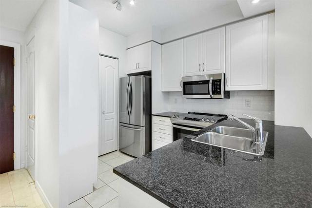 807 - 28 William Carson Cres, Condo with 1 bedrooms, 1 bathrooms and 1 parking in Toronto ON | Image 2