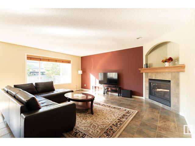 1040 Rutherford Place Sw Sw, House detached with 3 bedrooms, 2 bathrooms and null parking in Edmonton AB | Image 4