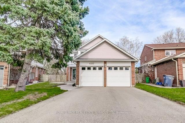 4237 Trapper Cres, House detached with 4 bedrooms, 4 bathrooms and 4 parking in Mississauga ON | Image 1