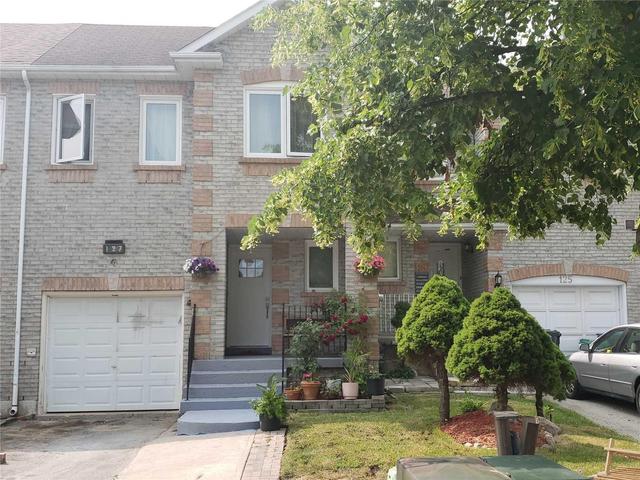 127 Ravenscliffe Crt, House attached with 3 bedrooms, 4 bathrooms and 2 parking in Brampton ON | Image 1