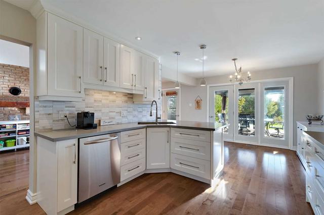 10125 Old Church Rd, House detached with 4 bedrooms, 4 bathrooms and 12 parking in Caledon ON | Image 3