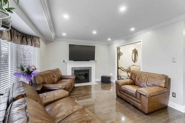 4 Blaydon Crt, House detached with 4 bedrooms, 3 bathrooms and 4 parking in Brampton ON | Image 30