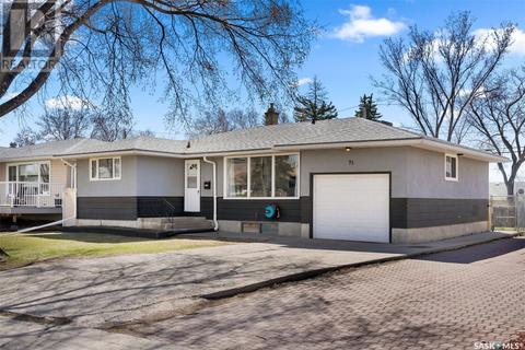 71 Mathieu Crescent, House detached with 3 bedrooms, 2 bathrooms and null parking in Regina SK | Card Image